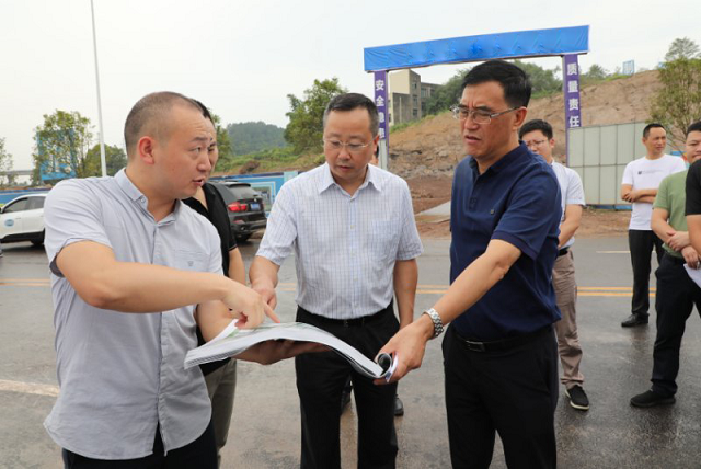 達(dá)州市委副書記、市長郭亨孝深入中國供銷西南冷鏈物流達(dá)州基地調(diào)研